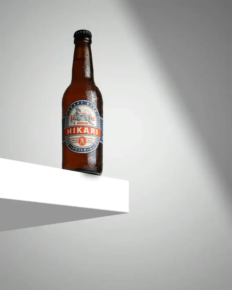 Bouteille de bière photographier dans un style moderne